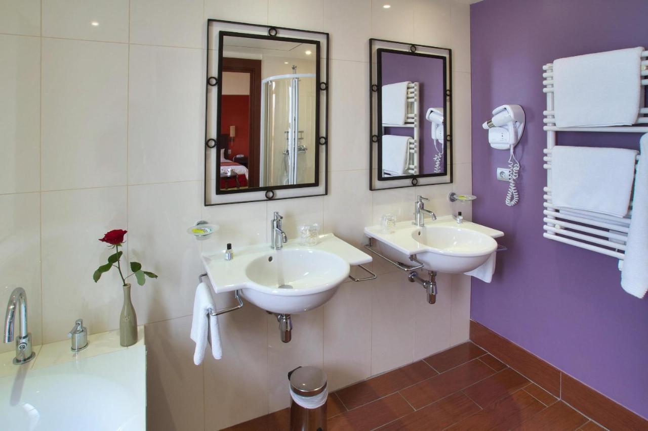Le Clos Rebillotte Luxeuil-les-Bains Zimmer foto